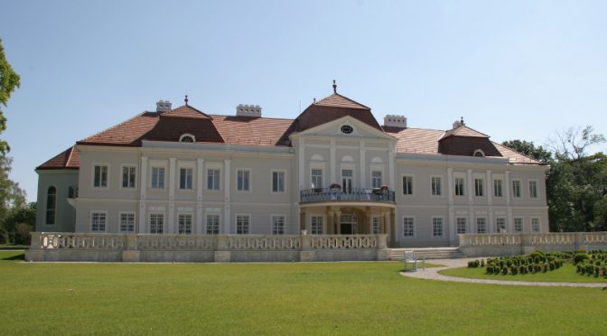 Pałac Tomasov, Słowacja