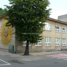 Szkoła podstawowa, Września